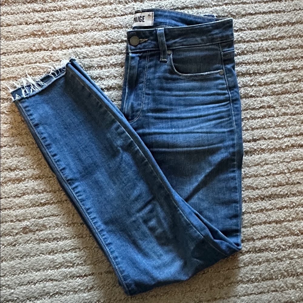 PAIGE. Skinny raw hem ankle Jeans